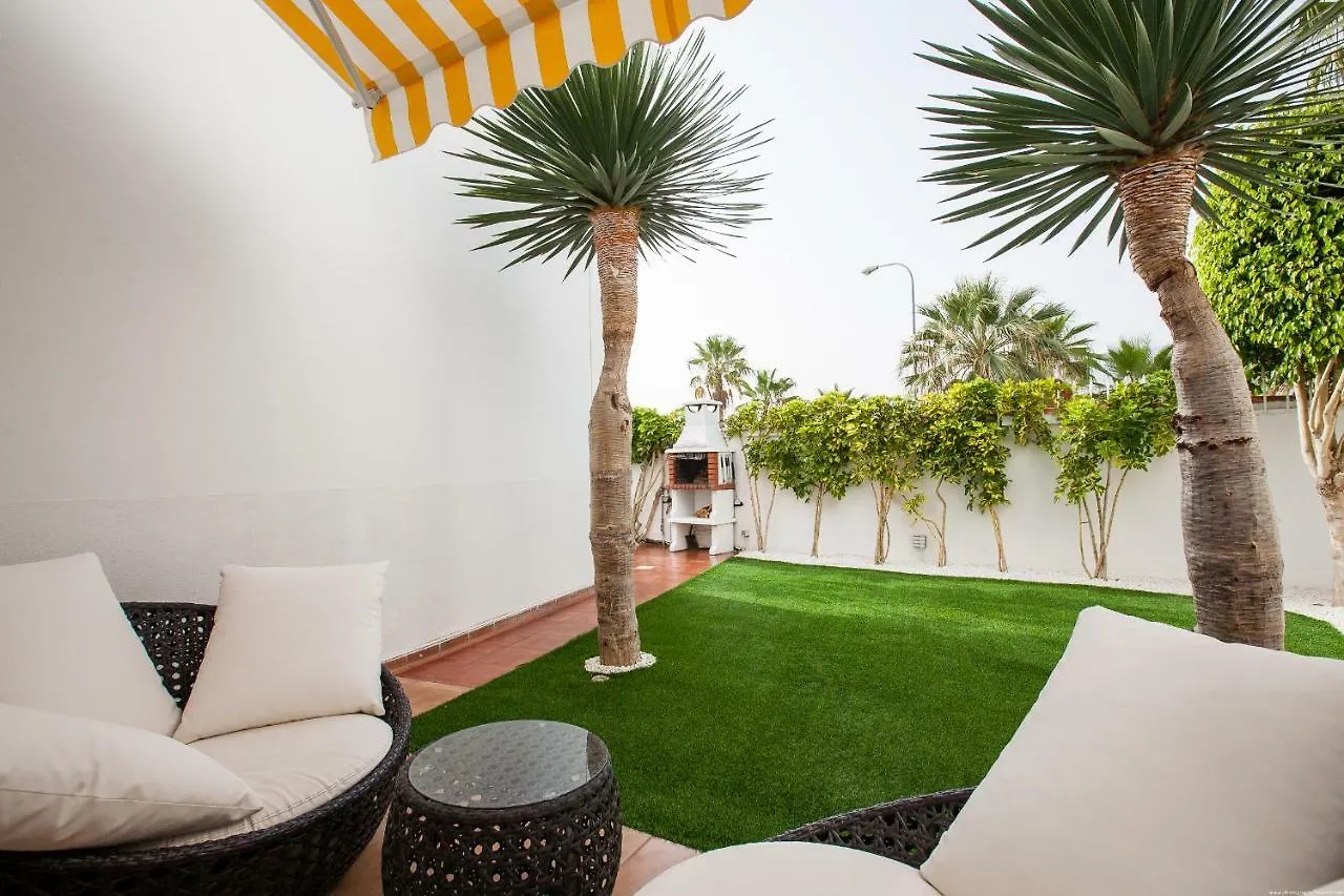 אדחה Apartment Andrea ספרד